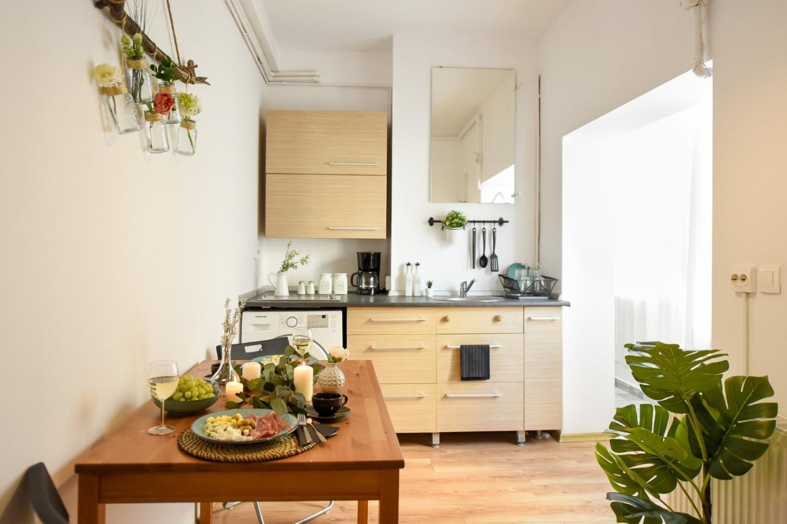Historic Charm Meets Modern Luxury - Stylish In The Center Bucharest