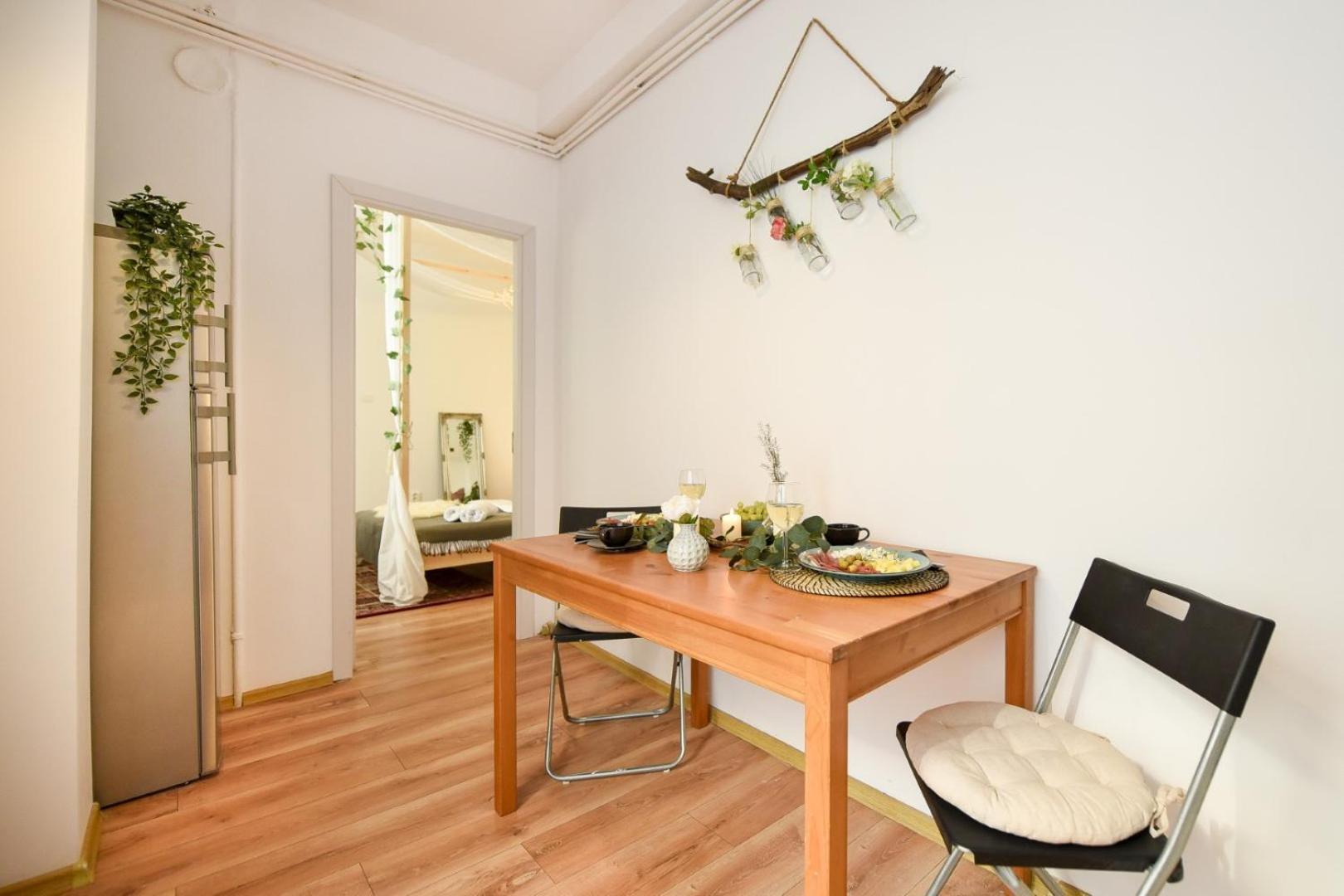 Historic Charm Meets Modern Luxury - Stylish In The Center Apartment Bucharest