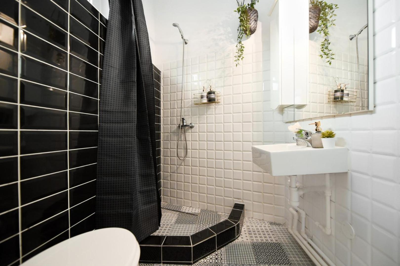 Historic Charm Meets Modern Luxury - Stylish In The Center Bucharest